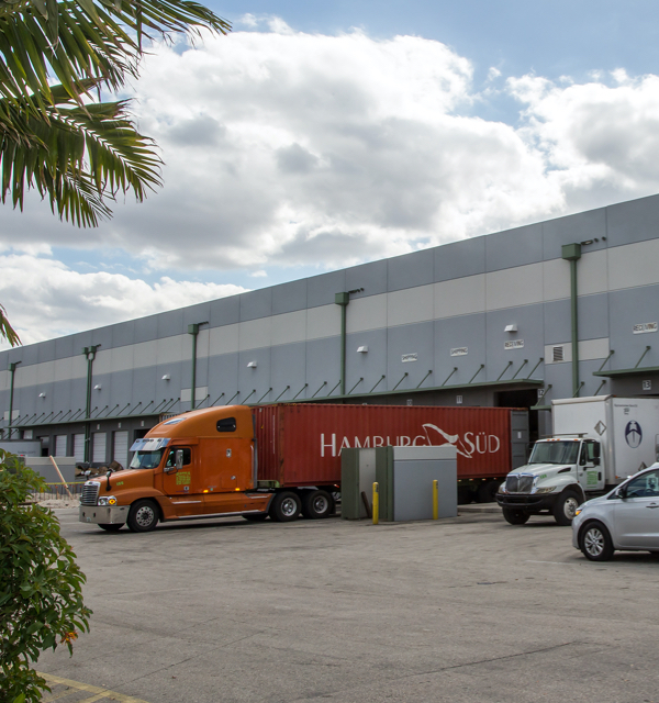 Distribution Centers | Warehousing and Distribution Services 